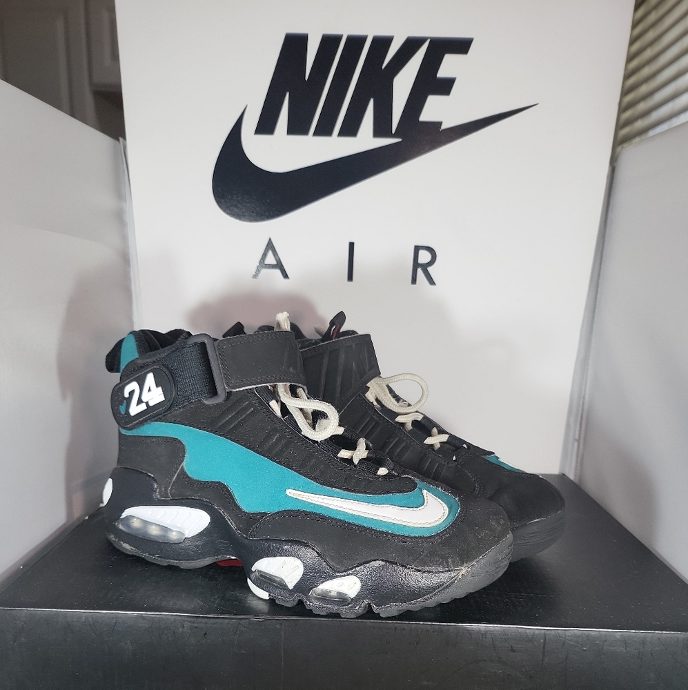Size 5.5- Nike Air Griffey Max 1 Freshwater GS 2021 DO1385-001..... Fits Women S
